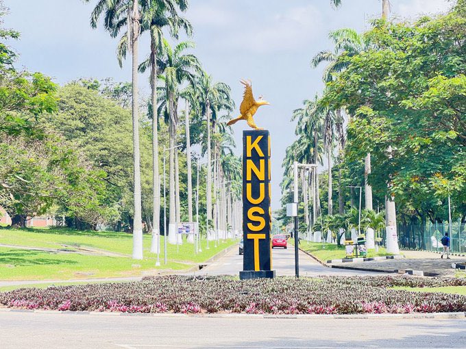 KNUST is set to start a Bachelor in Public Administration in the 2024/2025 academic year. #WatsuptekReport