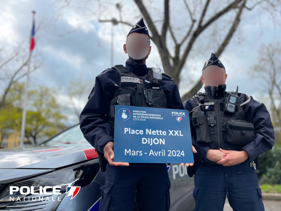 [#OpérationPlaceNetteXXL] : merci aux policiers des brigades de #PoliceSecours de #Dijon pour leur engagement quotidien permanent au service de tous. Notre mission, #Protéger.