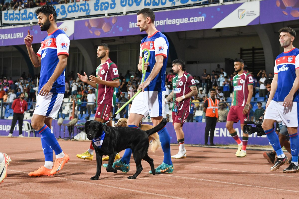 In a first for #IndianFootball, the Blues - through their association with Second Chance Sanctuary - walked out with 10 rescue dogs ahead of kick-off against Mohun Bagan Super Giant. 🐕 #WeAreBFC #BFCCares #AdoptDontShop