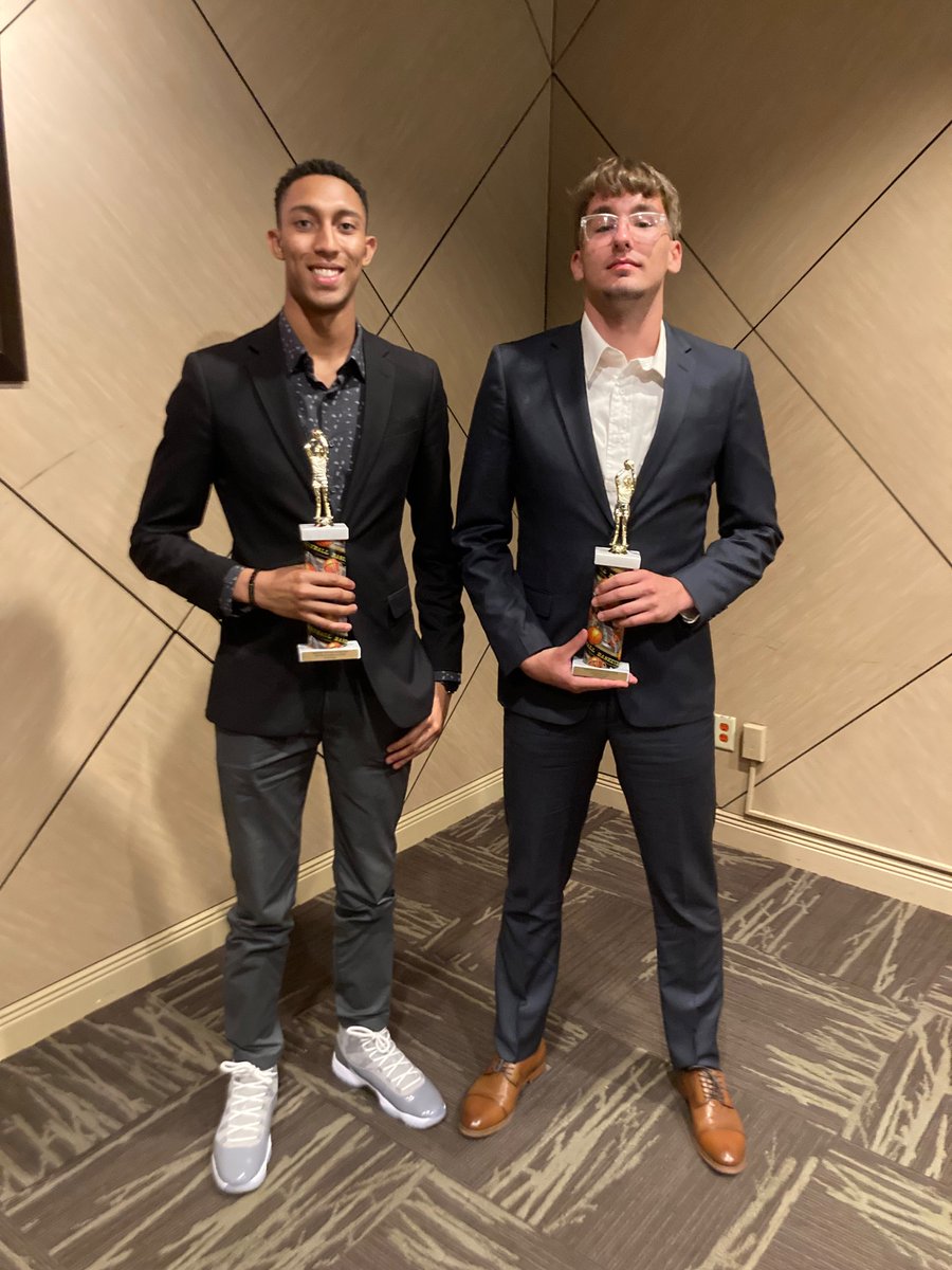 Great night at the annual TBBCA banquet. Congrats to Zavier Nina (academic all-star) and Ian Trucker (top 25 player) on their awards!