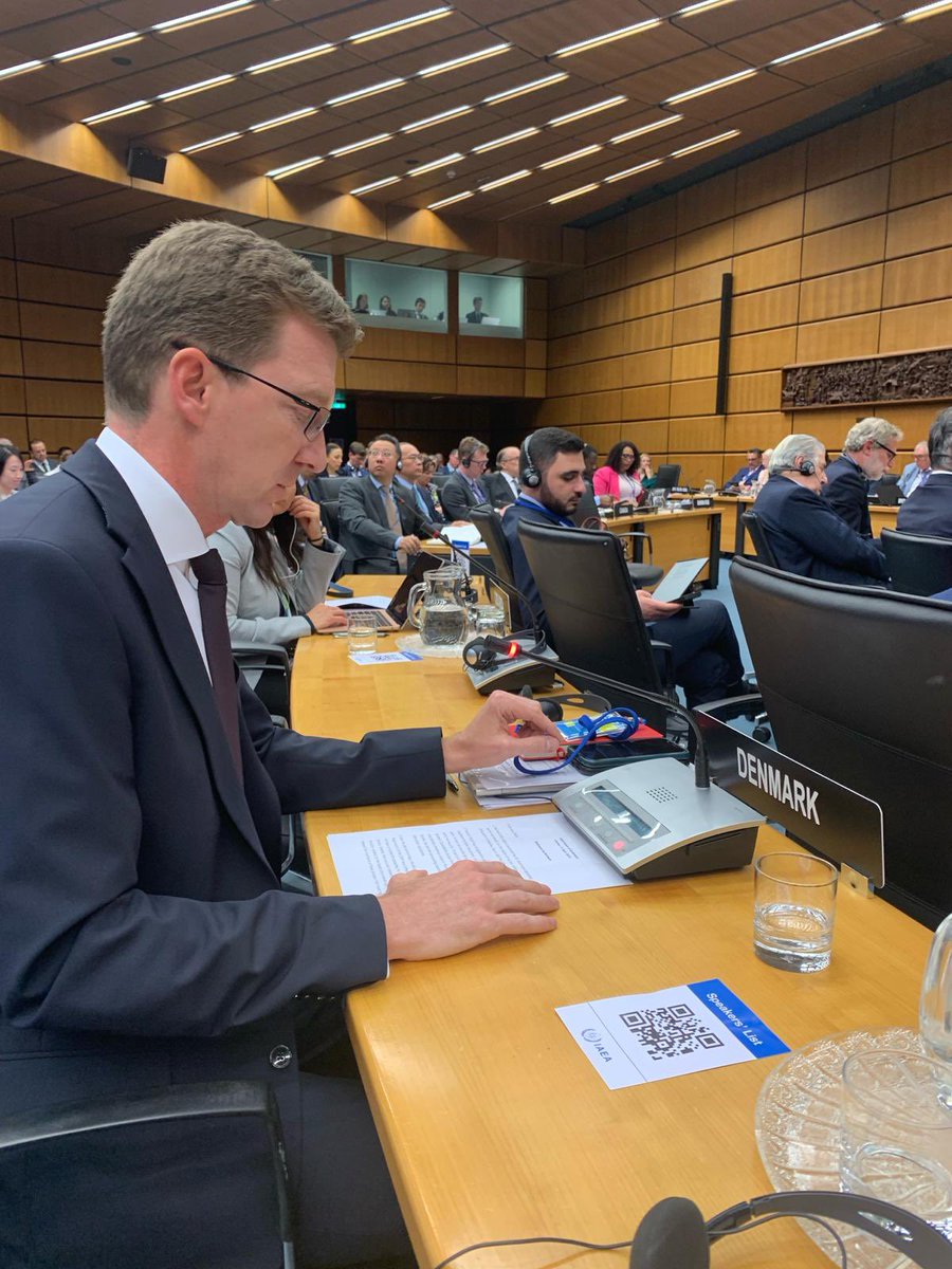 Today at x-ordinary #IAEA board meeting 🇩🇰 underscored that past days have shown dangers resulting from #Russia’s illegal seizure of 🇺🇦 #ZNPP. Full support for need to implement DG @RafaelmGrossi’s five principles on ☢️ safety and security at ZNPP in respect for 🇺🇦 sovereignty.