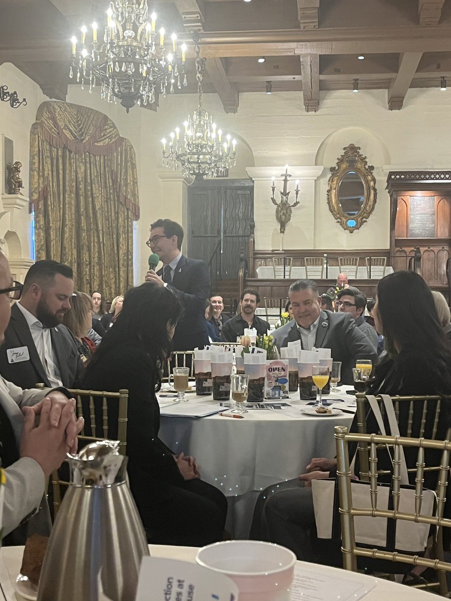 CBU_SchofBus's tweet photo. Good morning, Riverside! Our own @TimGramling emcees this morning’s GMR ❤️#rivbiz https://t.co/KZwd2vSrig