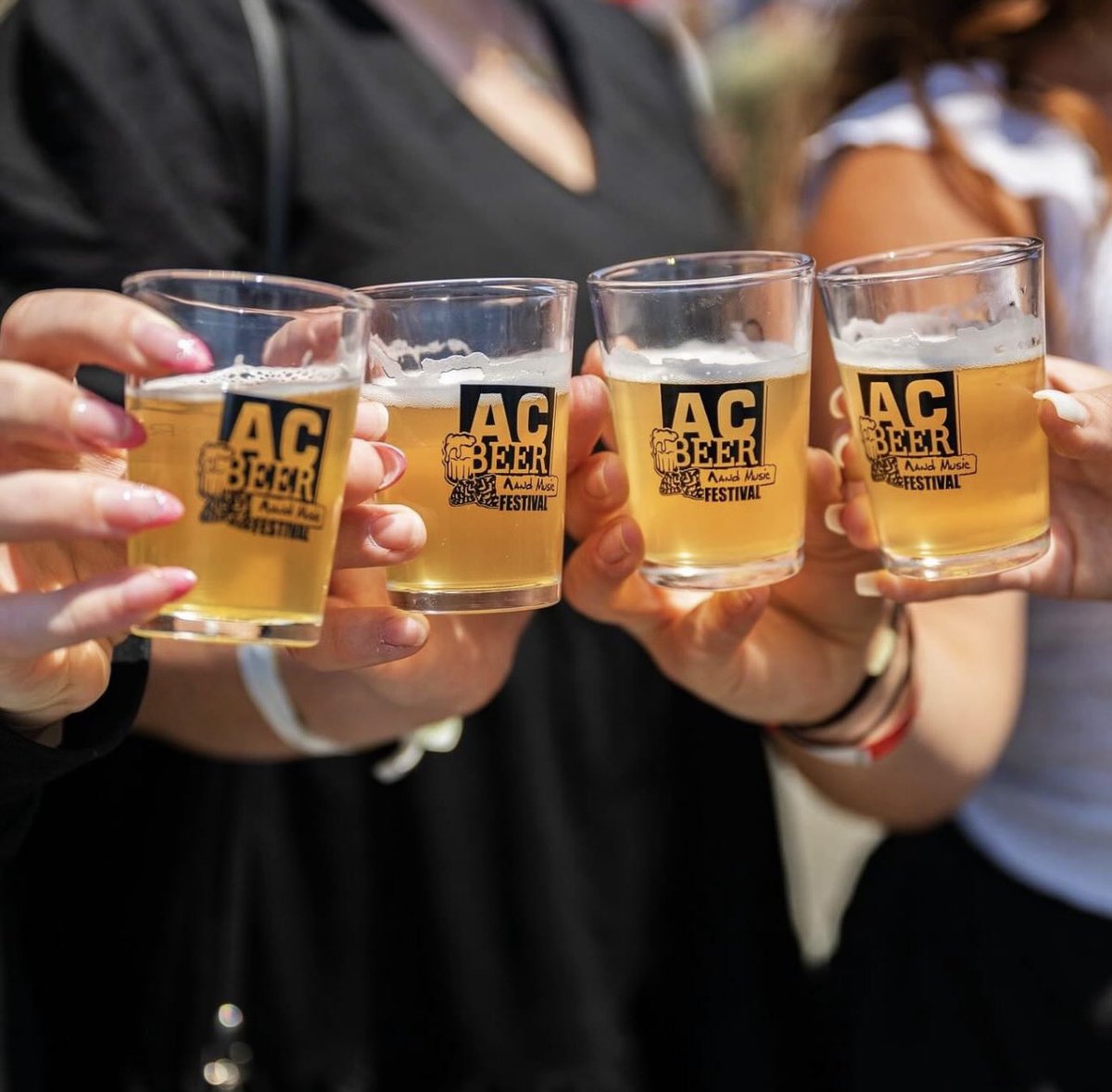 (1/2) Go for the Beer, Stay for the Music! 🍻 🎶 The @ACBeerFest is returning to the Atlantic City Convention Center THIS Friday & Saturday, April 12 & 13, for great music, tasty beers, and off-the-wall activities! 🤩 Get rockin’ with the sounds of Hot Mulligan (Session 1),