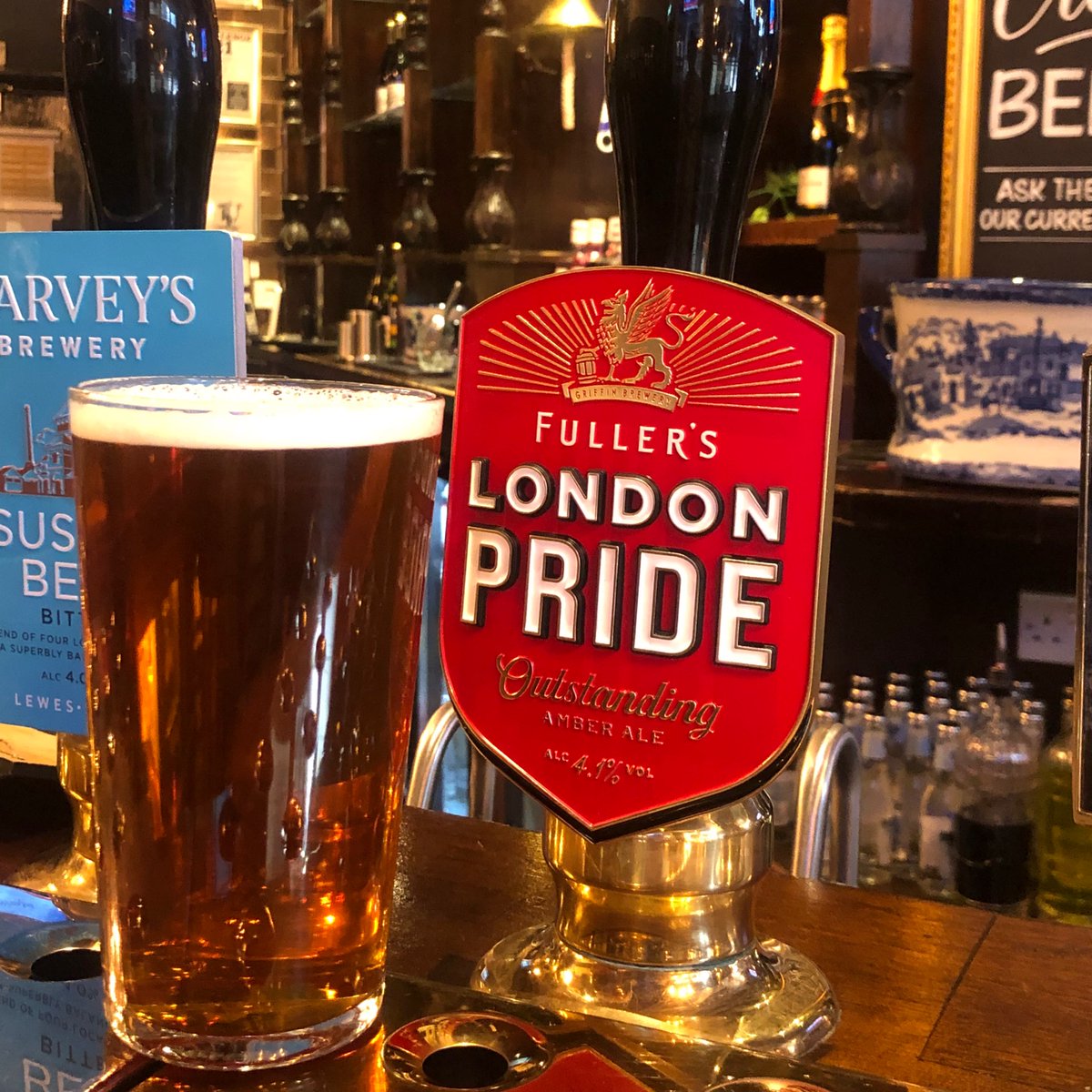 London pride is back !! 🍺❤️👍
#londonpridebeer#beers#drinks#friends #pub#ales#fullers#citylondon#walrusandcarpenter#people#london#british#england