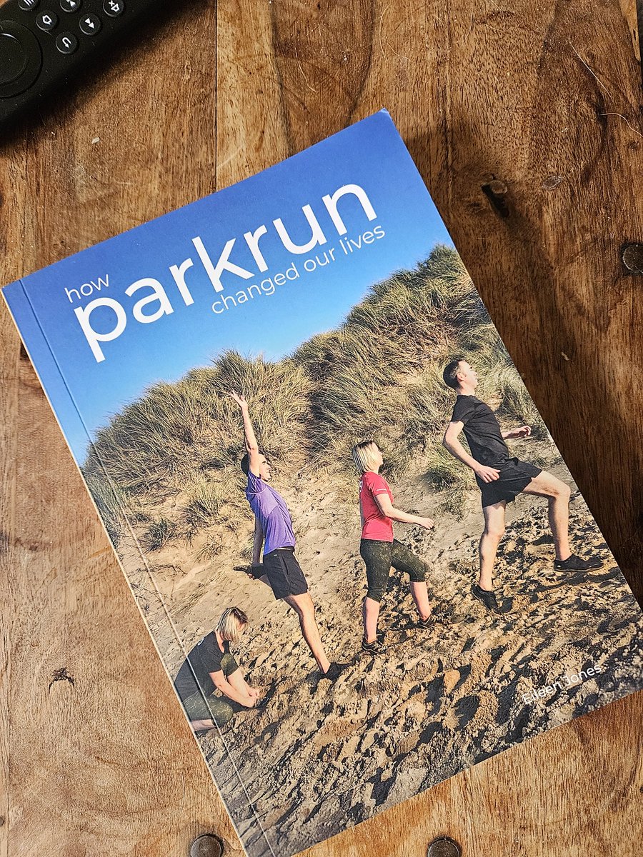 Bought a second copy of @CumbriaPR 's first parkrun book from @gritstonepubl for my friend's lovely mum who is a regular volunteer at Brierley. She came to visit us at Northampton junior parkrun. We had such a lovely chat about everything and I thought she'd love to read this ❤️