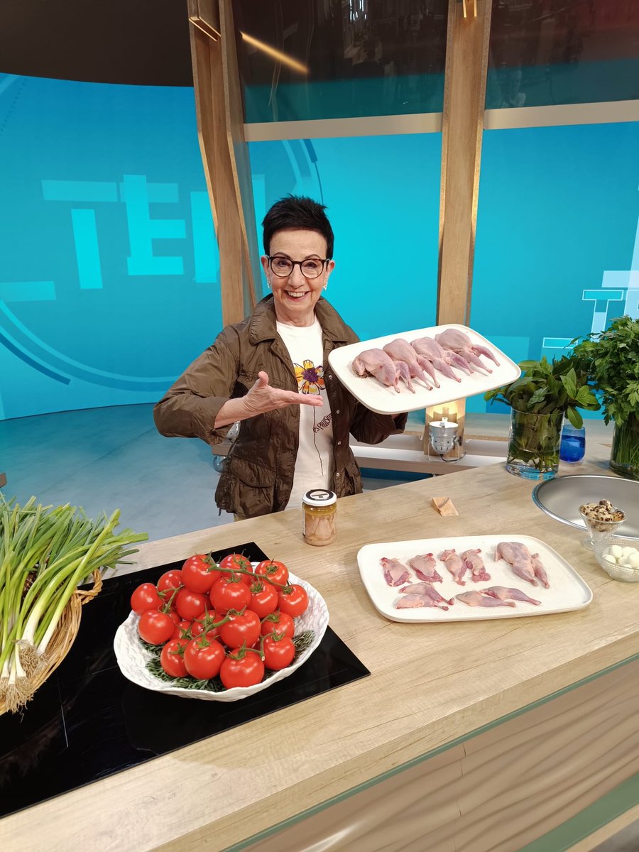 Avui 11/4/24 al ⁦@totesmoutv3⁩ de ⁦@som3cat⁩ amb la ⁦@HelenaGMelero⁩ he@ parlat de GUATLLES molt nutritives i gourmets ⁦@raulbarus⁩ ⁦@Mercabarna_mb⁩ ⁦@assocome_mb⁩ ⁦@MercatsBCN⁩ ⁦@acgn_cat⁩