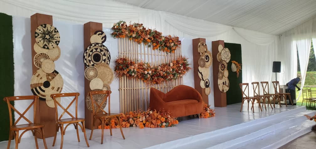 From mesmerizing  traditional themes to modern elegance, we bring your vision to life . Whether it's a wedding or corporate event, let us create the perfect atmosphere for an unforgettable occasion. Trust Gool Connect to make every moment magical!  😉🤛#EventsManagement