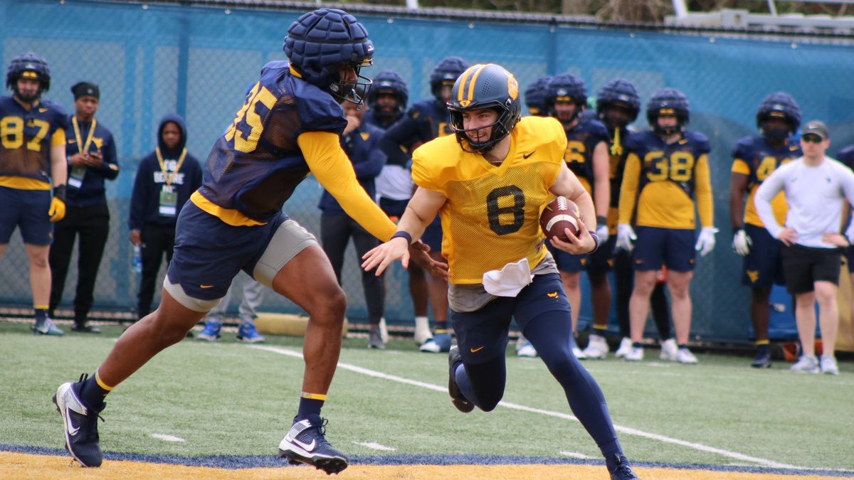 #WVU Football held their third open practice of the spring. Photos---> 247sports.com/college/west-v… Highlights--> 247sports.com/college/west-v… VIP notes and observations --> 247sports.com/college/west-v…