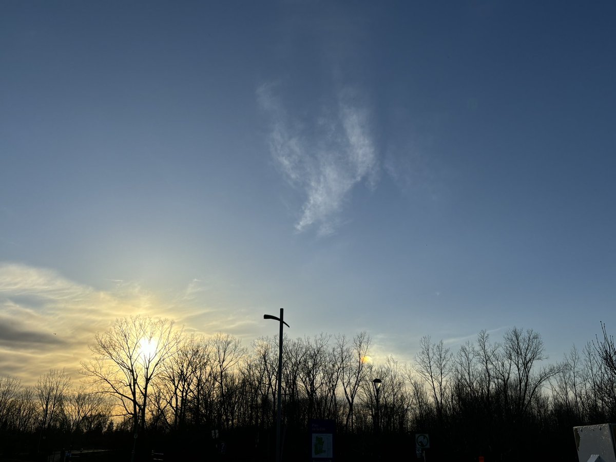 Just hours after I saw and posted  this photo of the  Angel Cloud Vision over head I learned that my Brother has passed away and to me it is now a clear sign that those who leave us are still near us and watching over us #GuardianAngel #spiritual #heaven