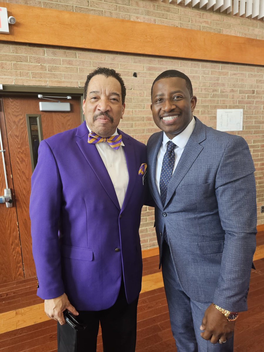 DRMMD2015's tweet photo. What a great opportunity! @PeekskillCSD making history and connections at the campus of @HowardU School of Education Career Fair. There were 77 Schools in attendance and we were 1 of 4 from the State of NY! @PeekskillCSD_HR we are #PEEKSKILLPRIDE #PEEKSKILLSTRONG @DrMauricio https://t.co/NC8PG5LCBW