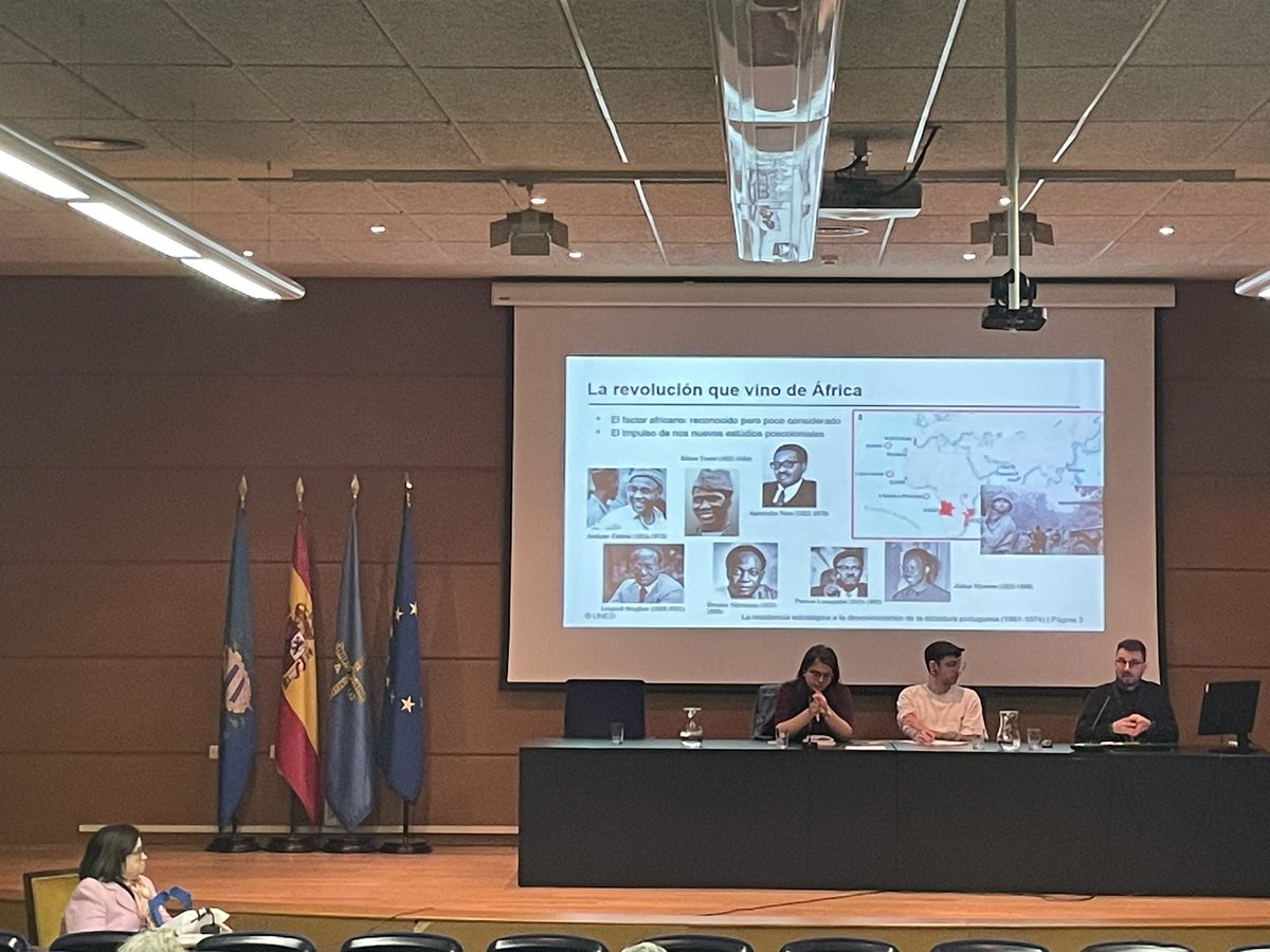 Seguimos con la mesa “En los márgenes”

En la que se está hablando de la liberación homosexual en Portugal y España, la lucha anticolonial y del impacto de la revolución de los claveles en la Unión Militar Española.