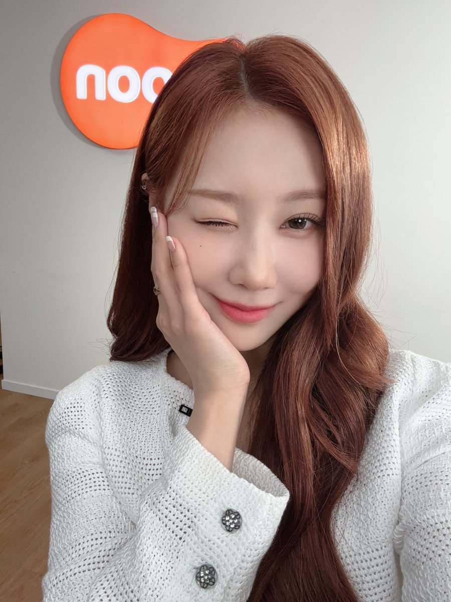 hf_dreamcatcher's tweet photo. [📣] 잠시 후 9시 ⏰
Spoon < 叮東! 韓東的語音留言 >에  #한동 이 DJ로 함께합니다‼

잠시 후에 만나요💕 

🔽Spoon
https://t.co/bS6d29niu3

#드림캐쳐 #Dreamcatcher https://t.co/0GrjkDiagz