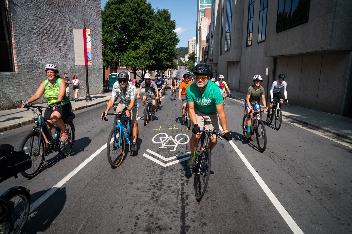 Asheville on Bikes (@ashevilleonbike) on Twitter photo Vibrant cities connect people from one place to another by a variety of safe & dignified options. AoBâs Spring Out â24 is a celebration of AVLâs bicycle connections. Ride your City on 4/27 w/ AoB. ashevilleonbikes.com/events/spring-⊠#avloutside <a href="/StrongTowns/">Strong Towns</a> <a href="/AVLDowntown/">AVL Downtown Assc</a> Vibrant cities connect people from one place to another by a variety of safe & dignified options. AoBâs Spring Out â24 is a celebration of AVLâs bicycle connections. Ride your City on 4/27 w/ AoB. ashevilleonbikes.com/events/spring-⊠#avloutside <a href="/StrongTowns/">Strong Towns</a> <a href="/AVLDowntown/">AVL Downtown Assc</a>