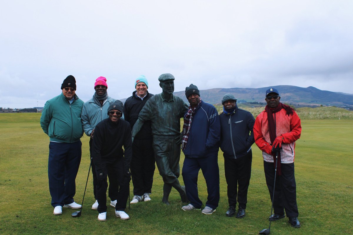 From Barbados and Trinidad to the windswept Ring of Kerry. The Griffith group pose for a picture with the late, great Payne Stewart before teeing off at the always spectacular @watervillelinks