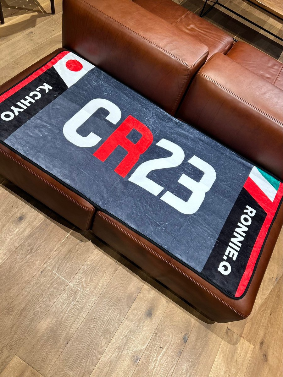 【CR23ブランケット】 #SUPERGT Rd.1 OKAYAMA KARZブースにて販売‼️ ＞＞＞100枚限定＜＜＜ ¥7,000(税込) サイズ：700×1400 mm レース観戦のお供に 是非、お買い求めください😊 #CR23 グッズ、続々登場予定！ ご期待ください♪