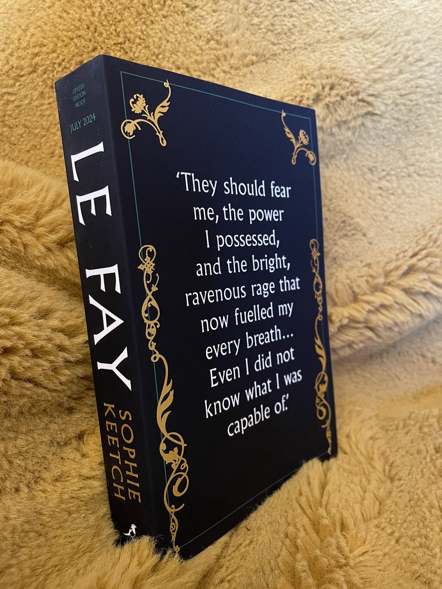 I binge-read Le Fay - the second book in the @SophKWrites trilogy about Morgan Le Fay and a magnificent follow up to #MorganIsMyName Dark, thrilling, heartbreaking and beautifully written. 🖤🧡🖤🧡