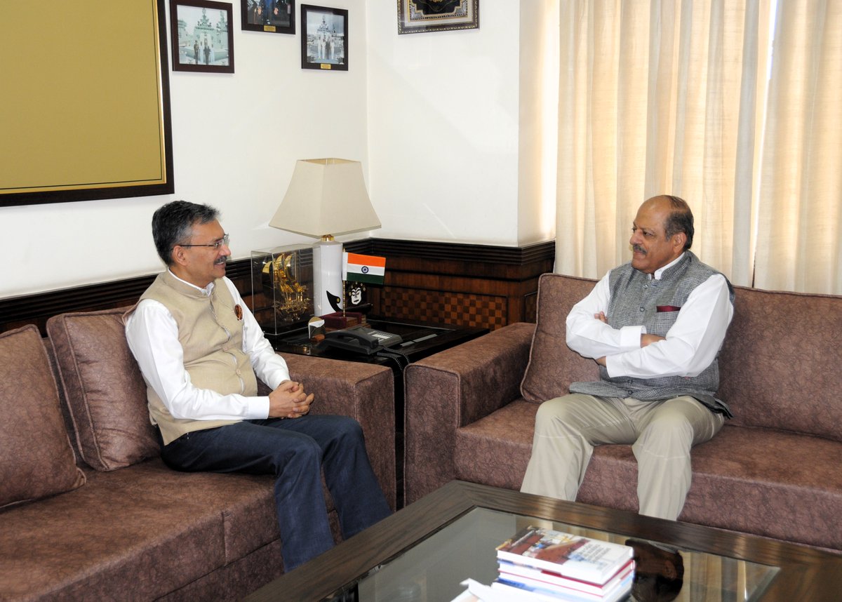 In 10 April DG @IDSAIndia @SujanChinoy received Shri Deepak Mittal @d_mittal73 Joint Secretary, Prime Minister's Office, for an exchange of views.