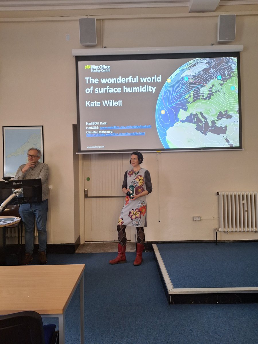 Prof Peter Thorne introduces Kate Willet from Met Office UK...a truly global expert on surface humidity...brilliant end to visiting presenters at Maynooth Geography Seminar series 2023 to 2024.