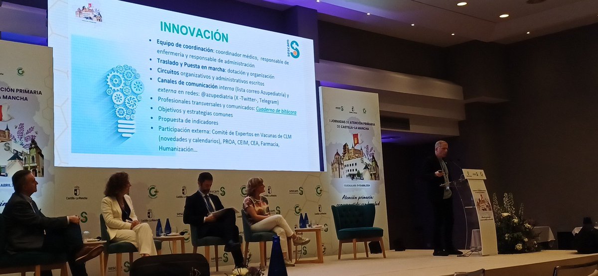 #Innovación #formación e #investigación en #IJornadasAPCLM 
Javier Blanco González nos muestra el #CentrodeSalud #Maternoinfantil de #AzuquecadeHenares
Yo, 🤔...🧐...😲...🙄ojiplático total!!! Esto sí que es innovador!!!