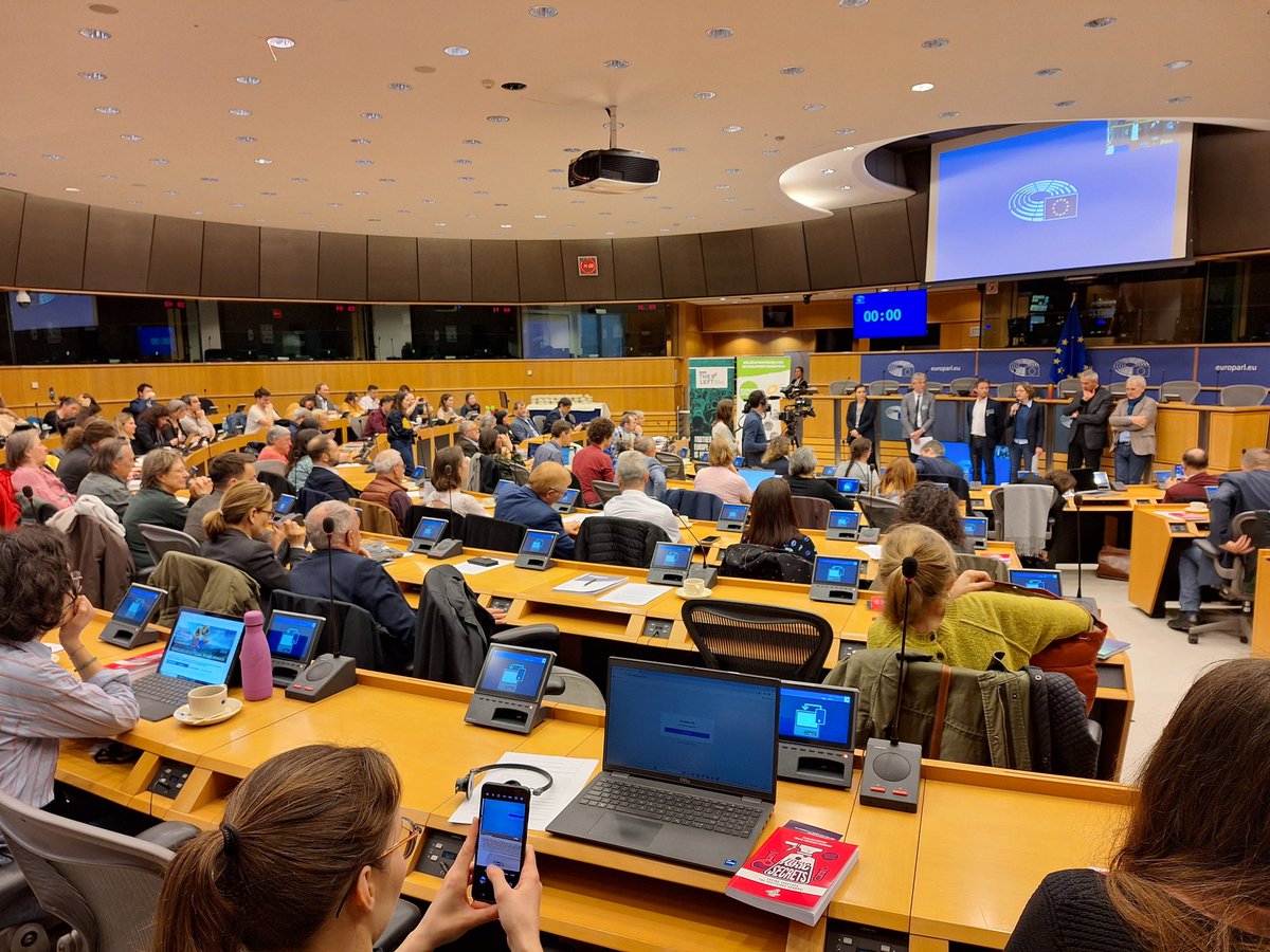 Full house today at EP for sympsium on #pesticides, #asbestos & #mutuals. Shows the importance of creating a healthier living and working environment. Crucial to keep the reduction of dangerous chemicals on the European agenda in the coming years.