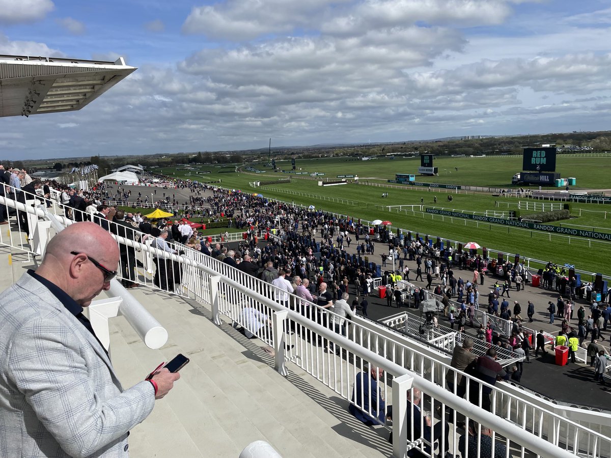 Back in our happy place #Aintree