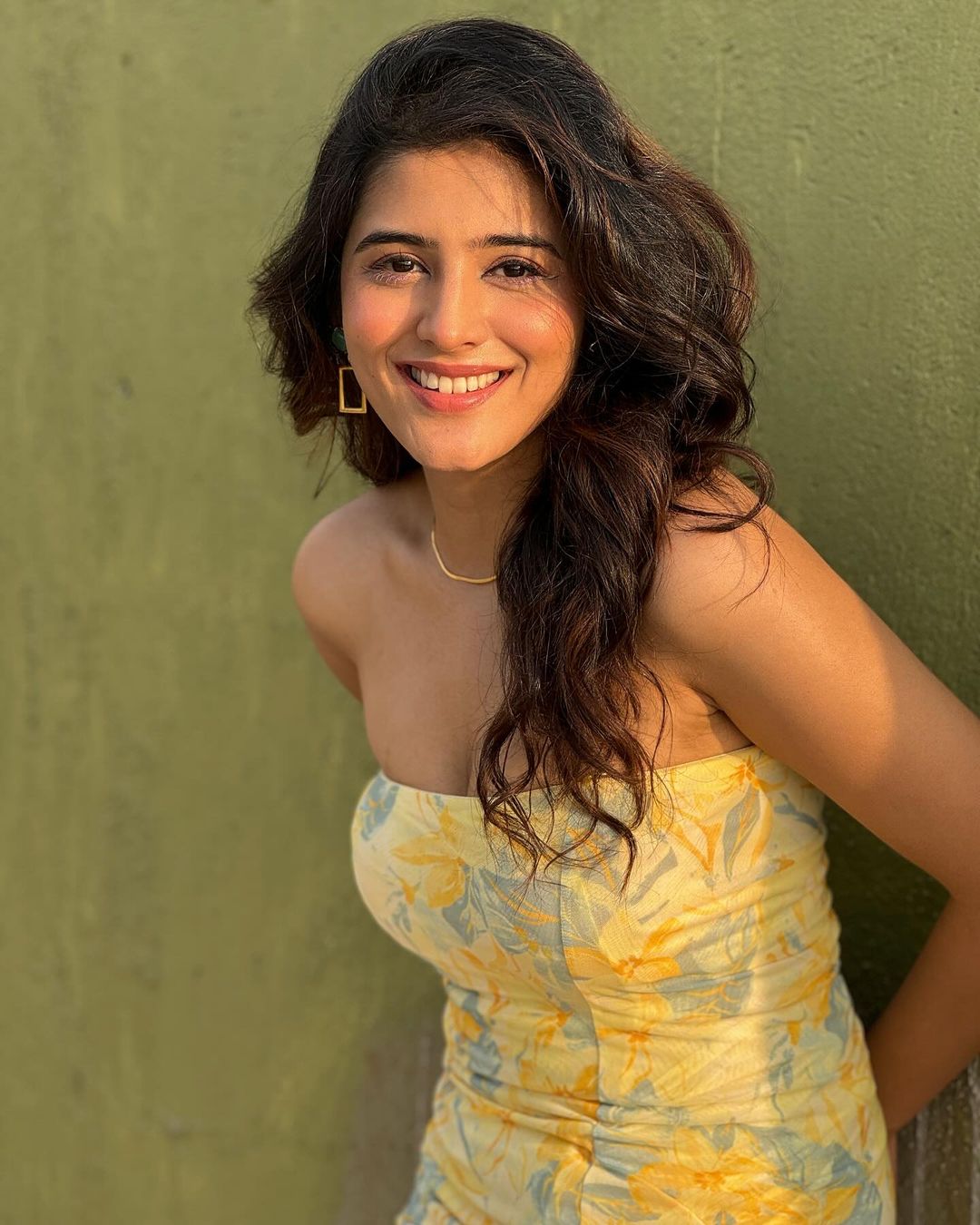 GK4kf4kbgAAUd1l?format=jpg&name=large