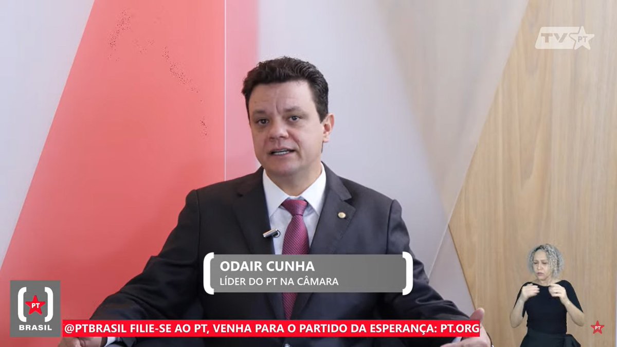 'Com o Presidente Lula, o Brasil voltou a se encontrar consigo mesmo e enfrentar problemas estruturais'📍 Odair Cunha (@odaircunhamg), Deputado Federal (PT/MG) e líder do PT, fala #AoVivo no Jornal PT Brasil sobre as pautas prioritárias do PT na Câmara dos Deputados.