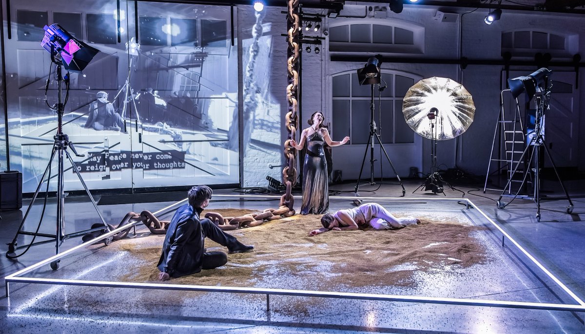 "This voyage up the Thames is exactly what opera needs" ★★★★ The Telegraph

"Wit, passion and elegance" ★★★★ The Times

There are only a handful of tickets left for tonight's performance (7.30pm) and Saturday's matinee (2.30pm) of Aci by the River

📷 Craig Fuller