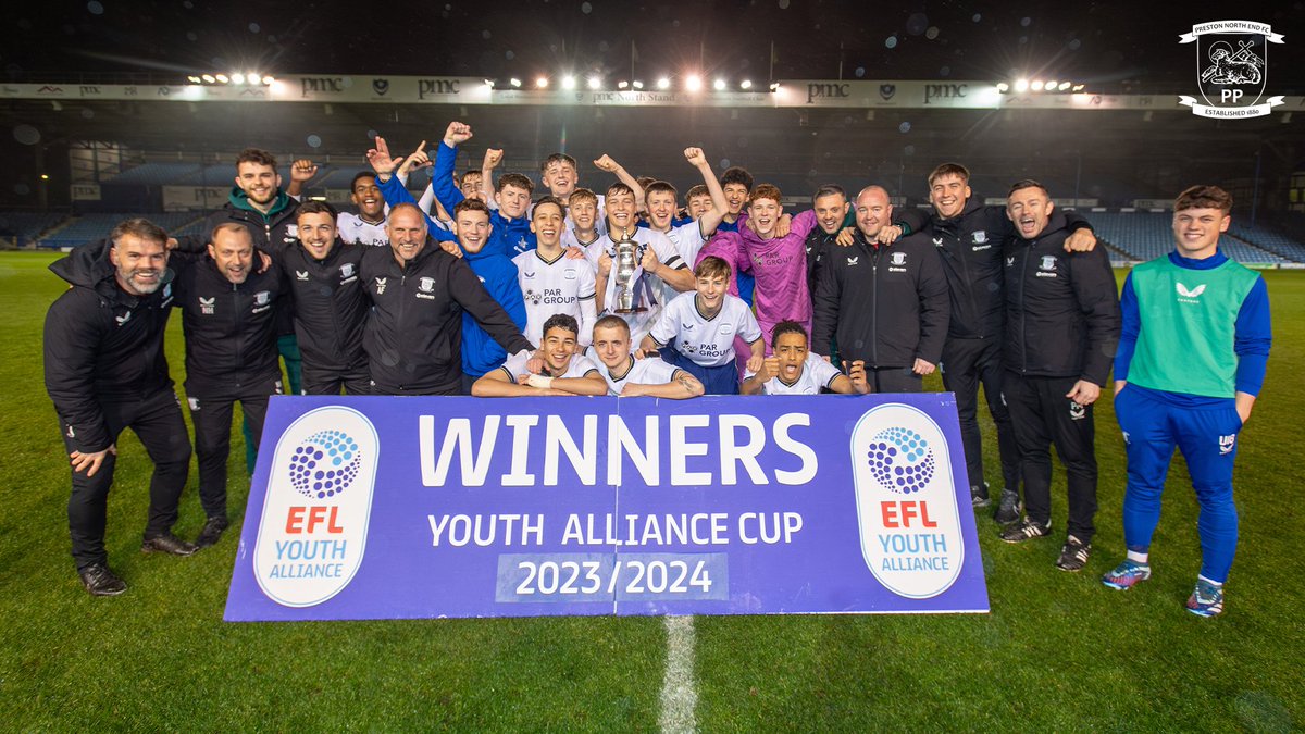 Gratulacje dla @Kacper_Pasiek, który wygrał wczoraj EFL Youth Alliance Cup. W finale Preston North End pokonał Portsmouth 3:1. Pasiek rozegrał całe spotkanie. Od dawna jest bardzo ważną częścią drużyny.