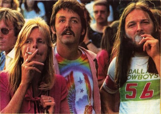 Linda & Paul McCartney and David Gilmour at the Knebworth Music Festival headlined by The Rolling Stones (1976)