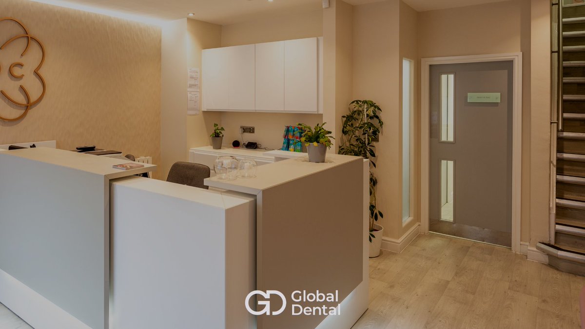 globaldental_'s tweet image. Warm and relaxing colour palette with complimentary lighting, reception desk and cabinetry 👌

Check out the link in our bio for more fitouts.

#receptionarea #receptiondesign #dentaldesign #dentalfitout
