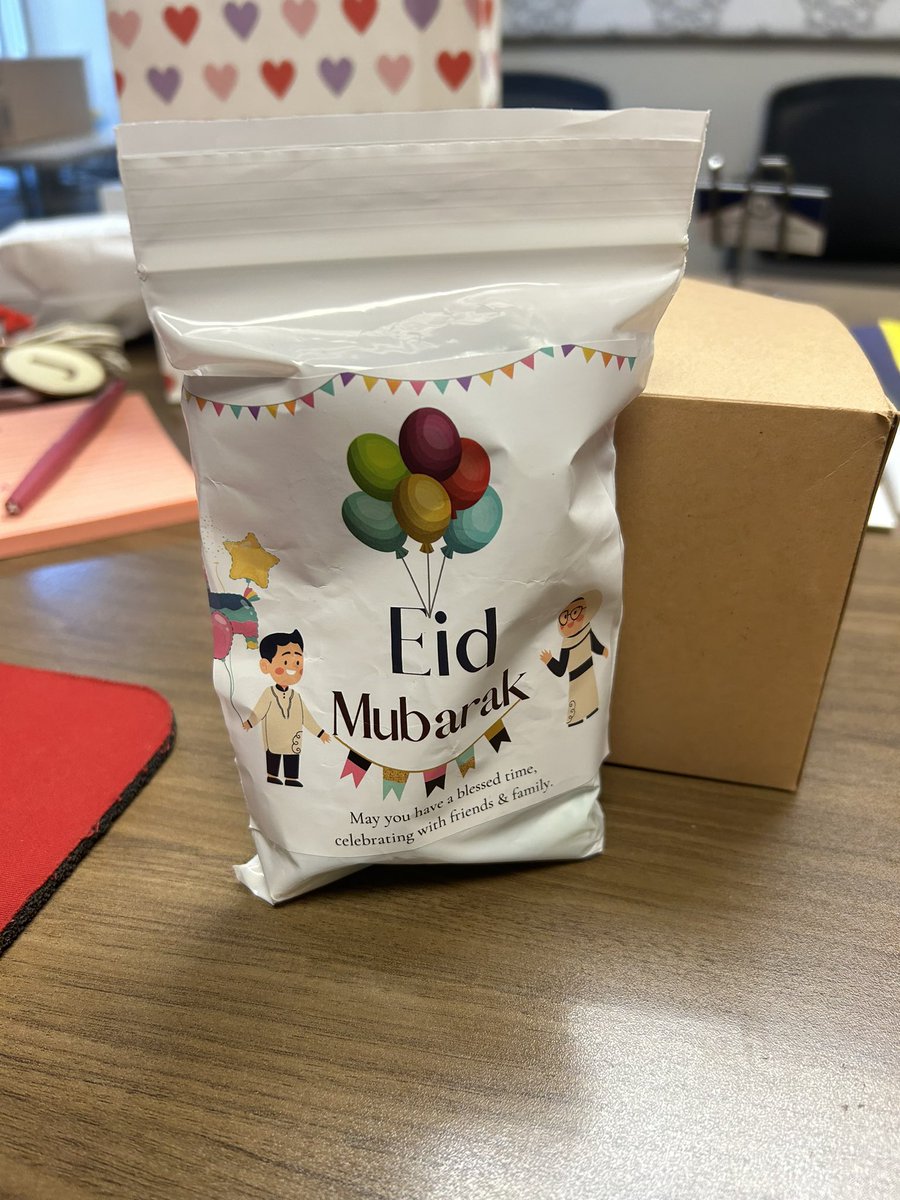 MsJamilaThomas's tweet image. Received the sweetest gift from one of our SRE paras for Eid! 🎁 It&apos;s the thoughtful gestures like these that make our school community so special. Wishing everyone celebrating a joyous Eid filled with love and blessings! #EidMubarak #SRECommunity