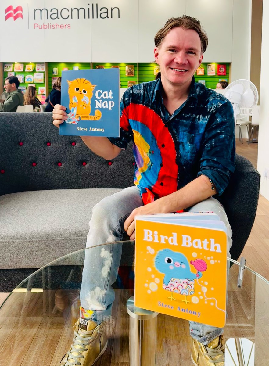 CAT NAP officially publishes today by @MacmillanKidsUK! And the second book in the series BIRD BATH was revealed at the Bologna Children’s Book Fair this week, which is where I am. Huge thank you to the whole team including Emily, Sue, Chris and Alyx.