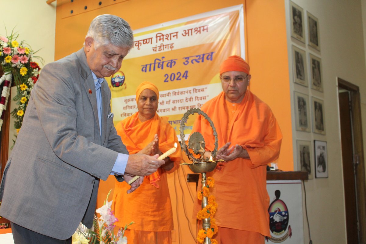 On 7th Apr 24, participated in annual celebration of Ramakrishna Mission Ashram, Chandigarh. Spoke on 'Life and Teachings of Sri Ramakrishna'. Found time and effort invested in preparation extremely useful. Benefitted from listening to other participants & Swamis' blessings.