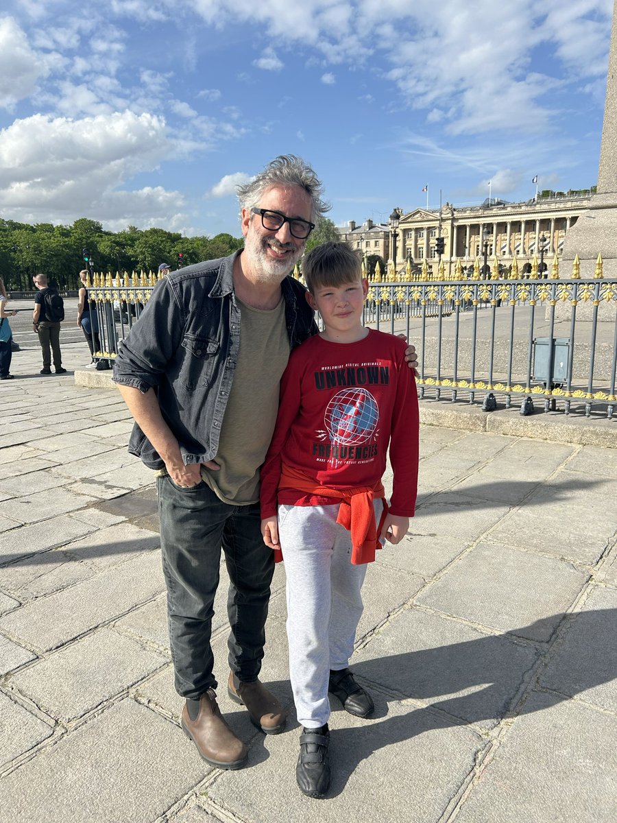 TechEllie's tweet photo. @Baddiel Lovely to meet you! Owen took your advice … you now have a new reader! (PS how did you do that, @Baddiel? He never takes our advice!) https://t.co/hvN0kwVv2t
