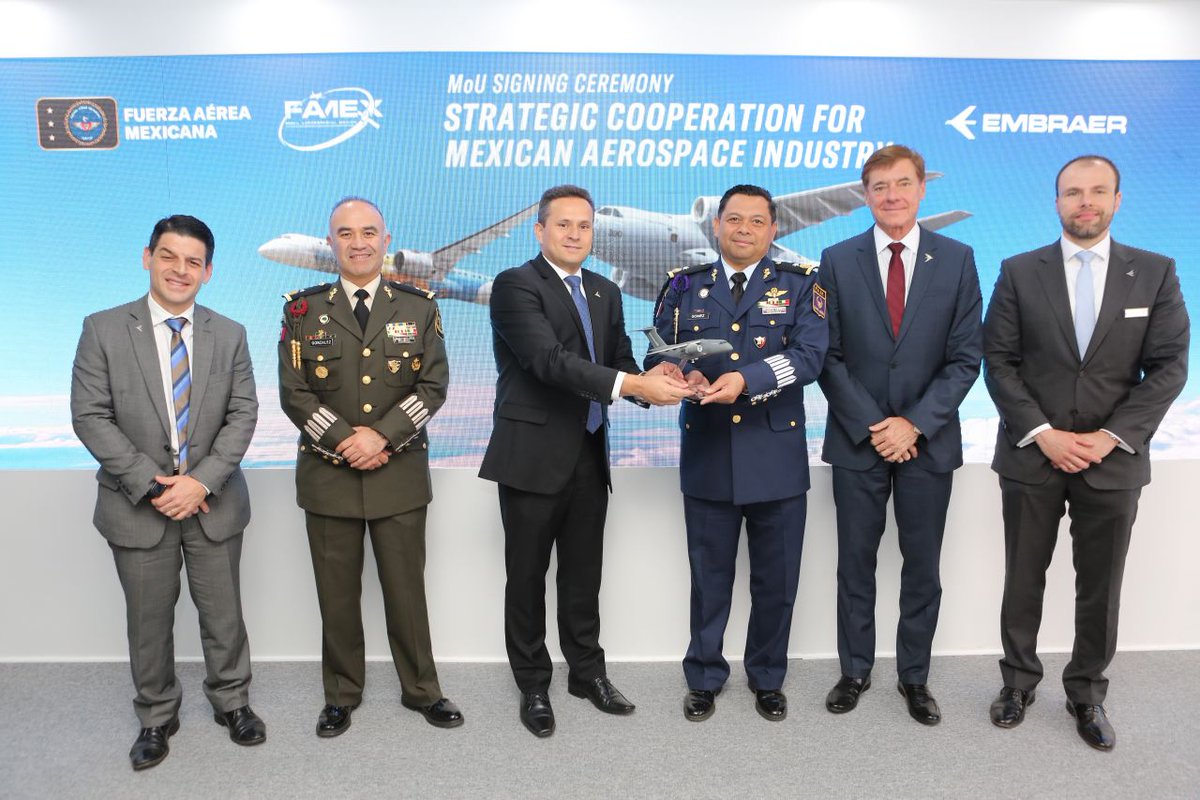 DefenseLrca's tweet photo. Embraer e FAMEX firmam MoU para colaborar em oportunidades de desenvolvimento na indústria aeroespacial mexicana
#Embraer #FAMEX #FAM #embr3 #C390 #A29 #SuperTucano #Mexico #E99 #P99
https://t.co/txCnptBSNT https://t.co/bs1ty1kQyl