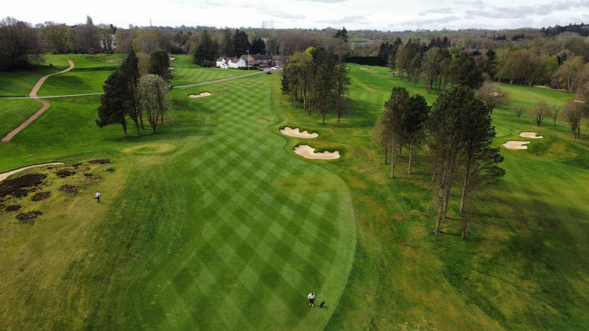 PrestburyGolf tweet picture