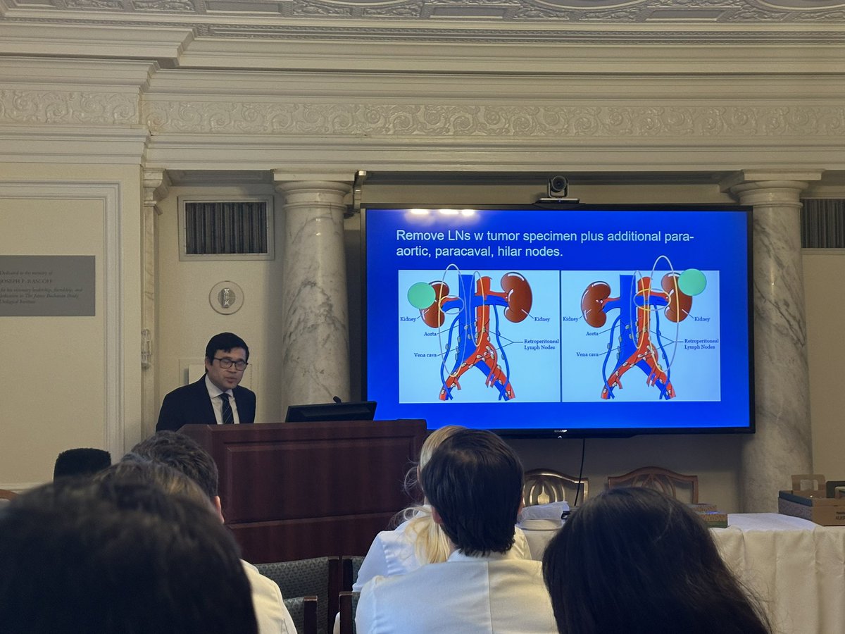 @danielsrhee giving outstanding talk - @brady_urology grand rounds on Wilms tumor experience in North America @HopkinsKids @hopkinssurgery @HopkinsMedicine