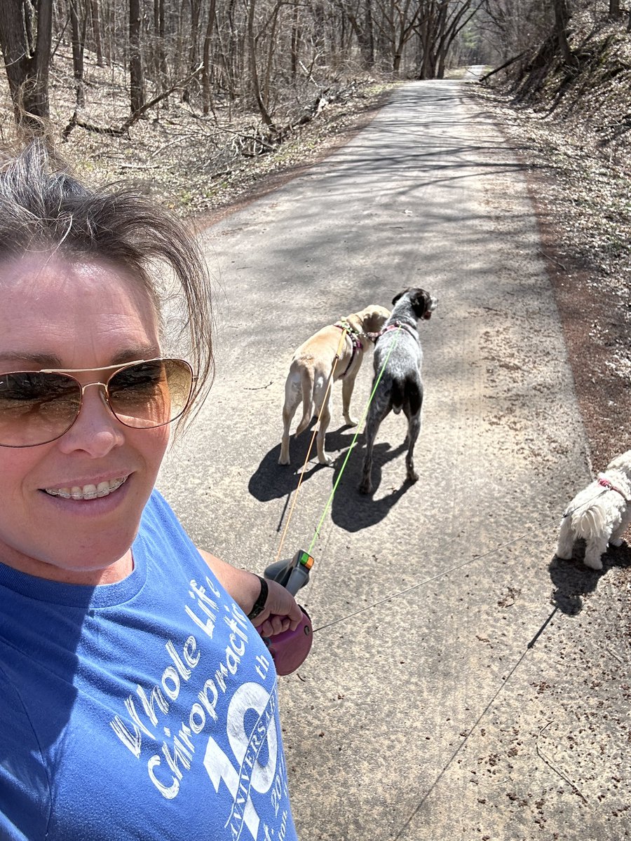 The first time I noticed I was tired ALL THE TIME, I didn’t think it was a big deal. But then, I started having more issues
 
1️⃣ Weight gain
2️⃣ Depression / Anxiety
3️⃣ Low energy
4️⃣ Digestive trouble 

Let me know below if you have these.