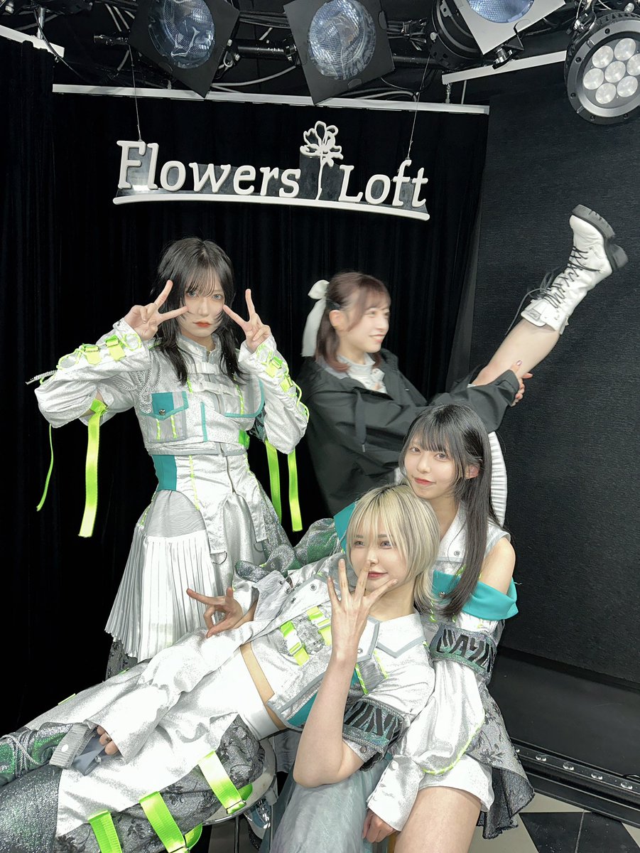 4/11(木)下北沢Flower Loft
ありがとうございました！💫

▶︎next live
🗓4/17(水)️📍都内ライブ予定
※詳細お待ちください

▶︎スケジュール
bit.ly/3ET73mQ

#メイフィル