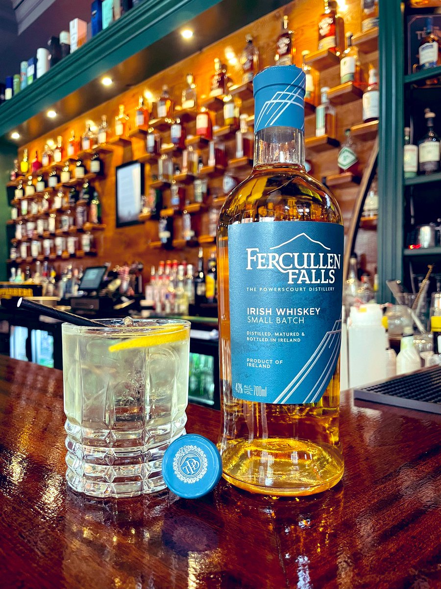 A Thursday treat with a @FercullenWhisky Falls, a measure of #Frrcullenfalls whiskey mixed with soda over ice with lemon or orange! Yum #fercullen #Wicklow #powerscourt #whiskey 🥃