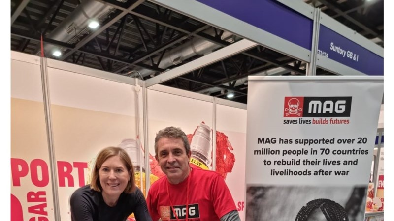 @Tomhfender and @pepin_tanya will soon touch down in Vietnam, ahead of this year's 'Bikes Against Bombs' charity bike ride with @MAGsaveslives. 🚴✨ 🙏If you haven't done so already, please support us by donating here: eu1.hubs.ly/H08ybrQ0