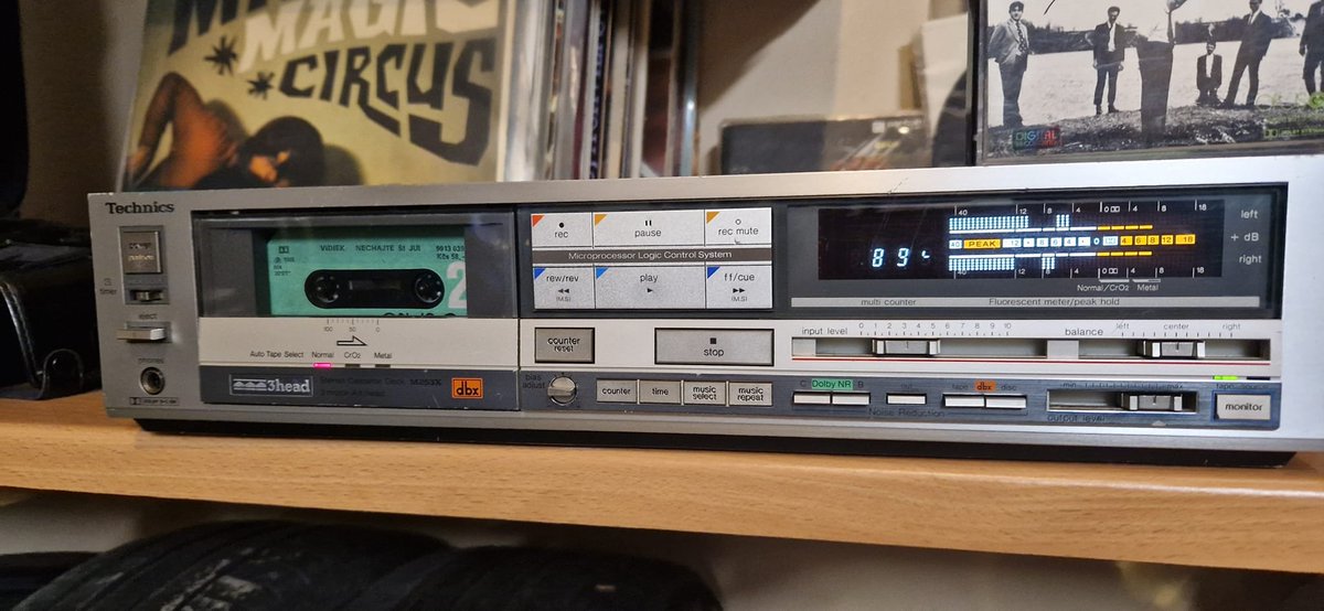 Technics RS-M253X (1983) 3-head compact cassette deck AX Head (Amorphous Head) Noise Reduction: Dolby B, Dolby C, DBX (photo: Marcel Ševčík) #technics #tapedeck #cassettedeck #vintageaudio #vintage #retro #hifi #gear #analog #audio #music