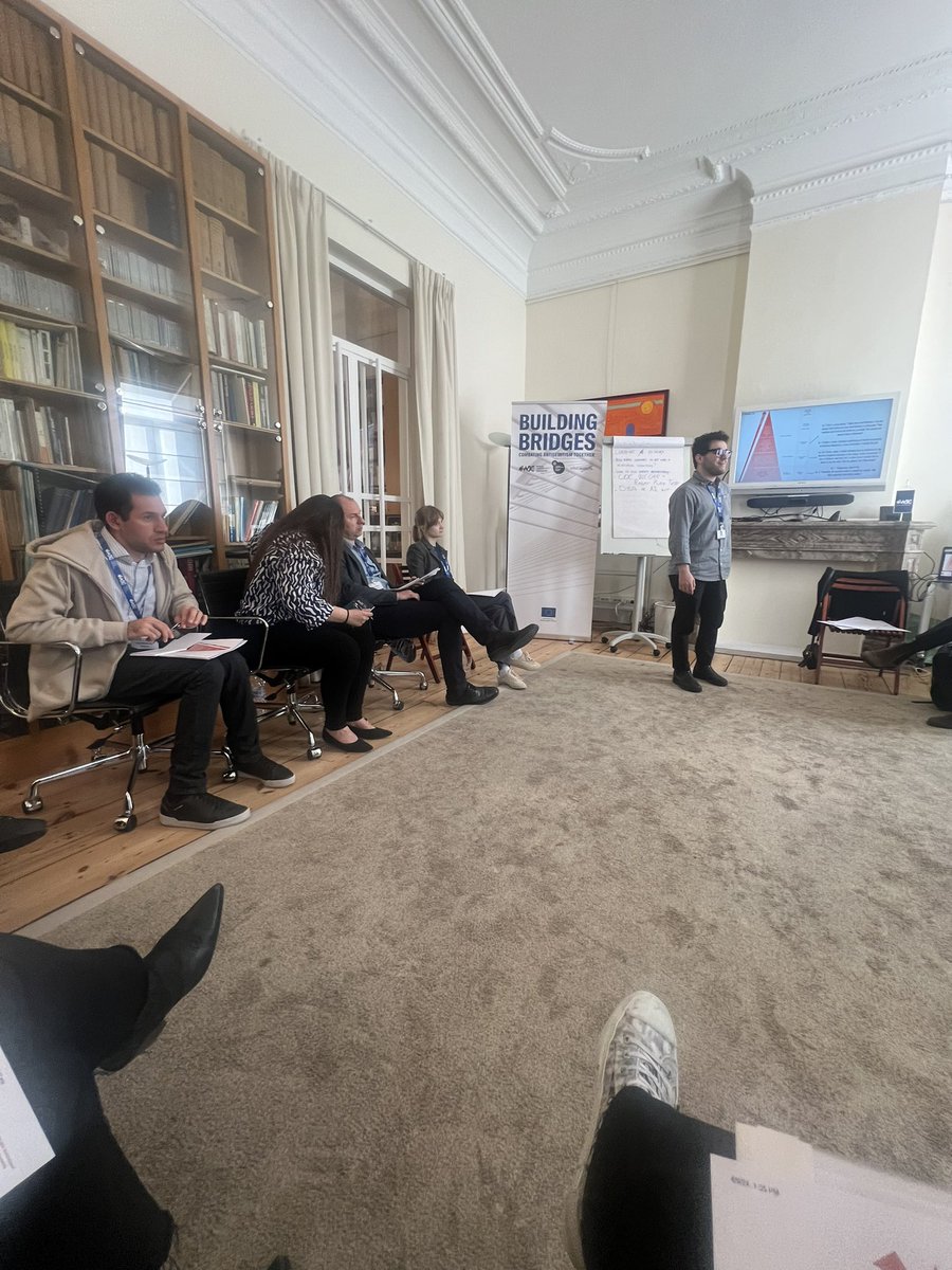 Le Crif a participé à une formation en Belgique organisée par le @WorldJewishCong en collaboration avec le @cejioffice et What Matters, dédiée aux meilleures pratiques pour contrer les discours antisémites en ligne ; visant à acquérir des outils et stratégies efficaces. Cette…