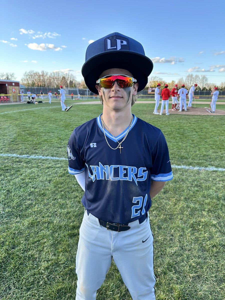 Aaron Airhart tweet media