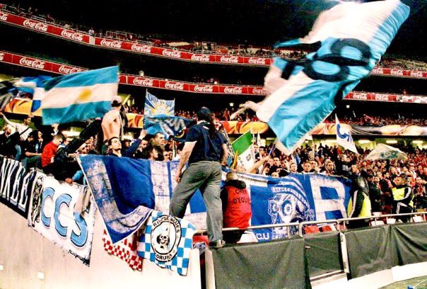 #SLBOM Les supporters de l’OM seront en parcage ce soir ! #ForzaOM #LibertéPourLesUltras 🔵⚪️🇫🇮