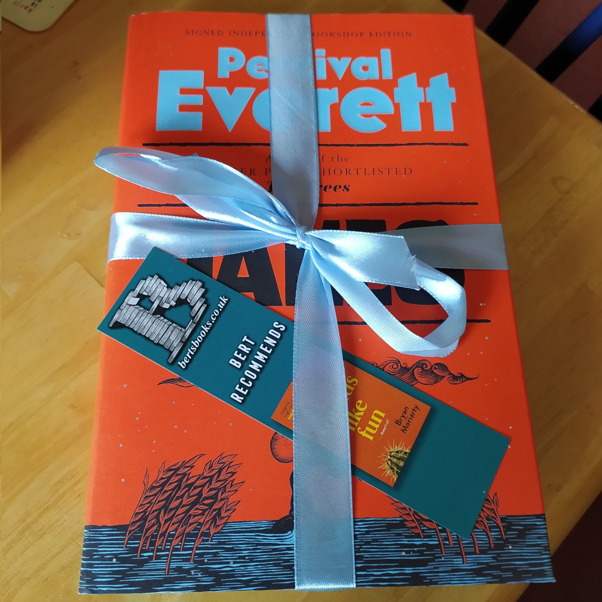 Top service from @bertsbooks as always. Signed copy of new Percival Everett is here. Need to finish what I'm reading pronto and get to it. #PercivalEverett