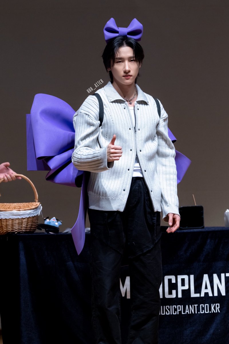 hhh_aitch's tweet photo. 240405 창균 아이엠 오프더비트 뮤직플랜트 팬싸

👍🏻🎀💜

#창균 #아이엠 #IM #CHANGKYUN
#몬스타엑스 #MONSTAX #MONSTA_X
#OFFTHEBEAT https://t.co/oNWyXqZMEL