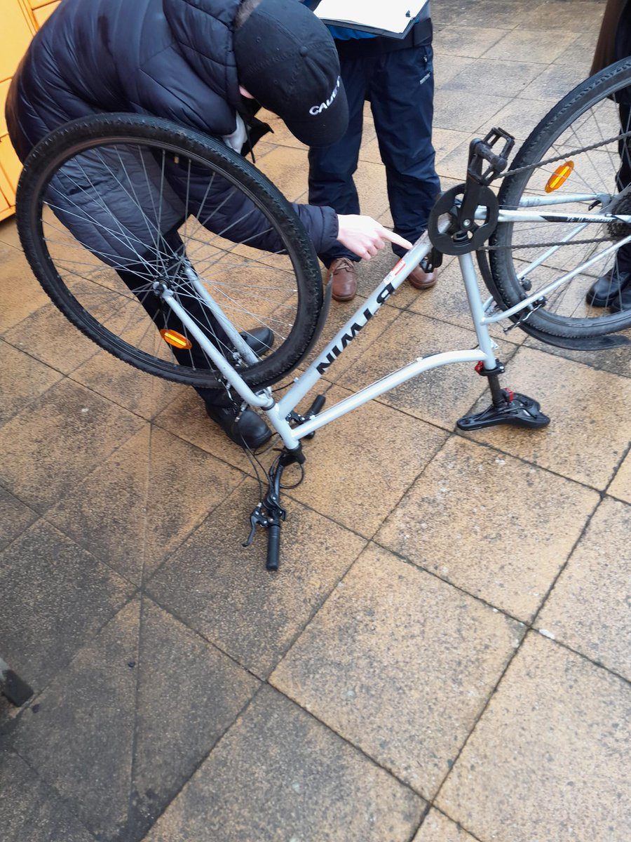 Super Wednesday! The rain got harder for the 2nd event - Corfe Cadets were bike tagging at @PooleHospital - well done to the Cadets that turned out and tagged 5 bikes @Alyssa_2593 @CorfeHills @NationalVPC