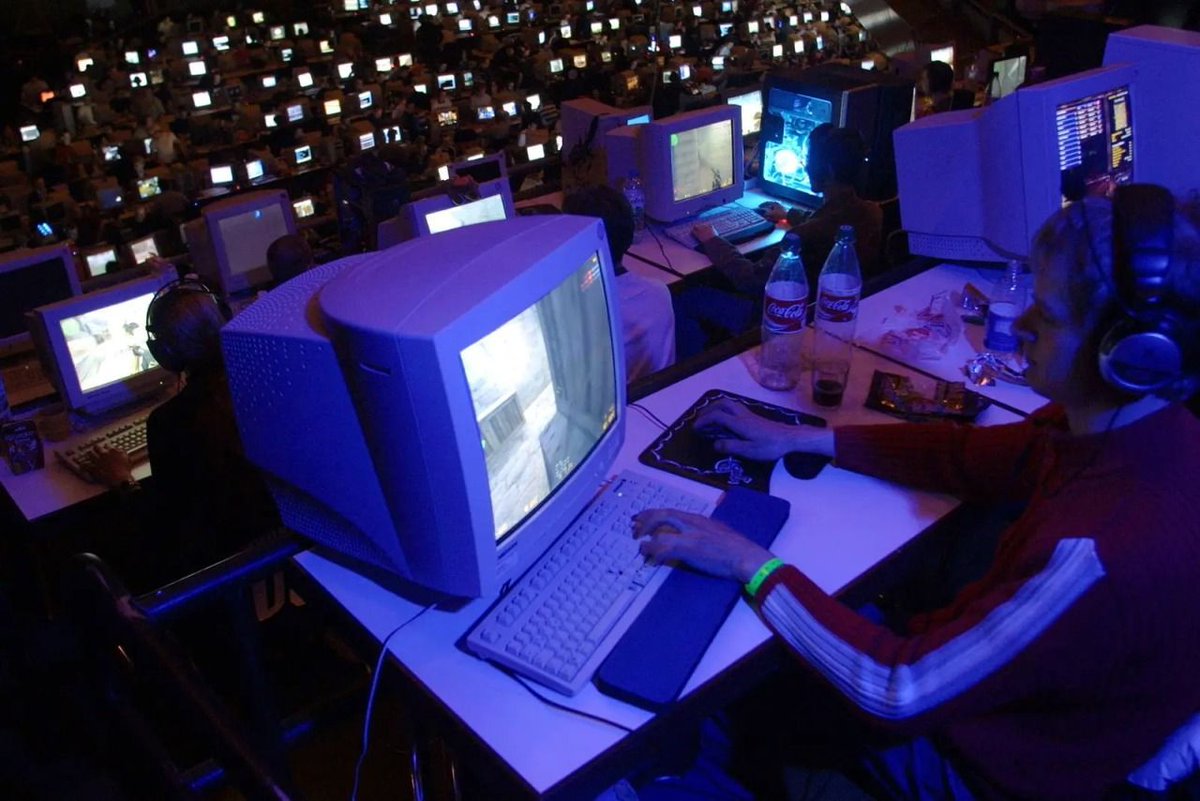 Counter-Strike LAN party in Germany (2003)